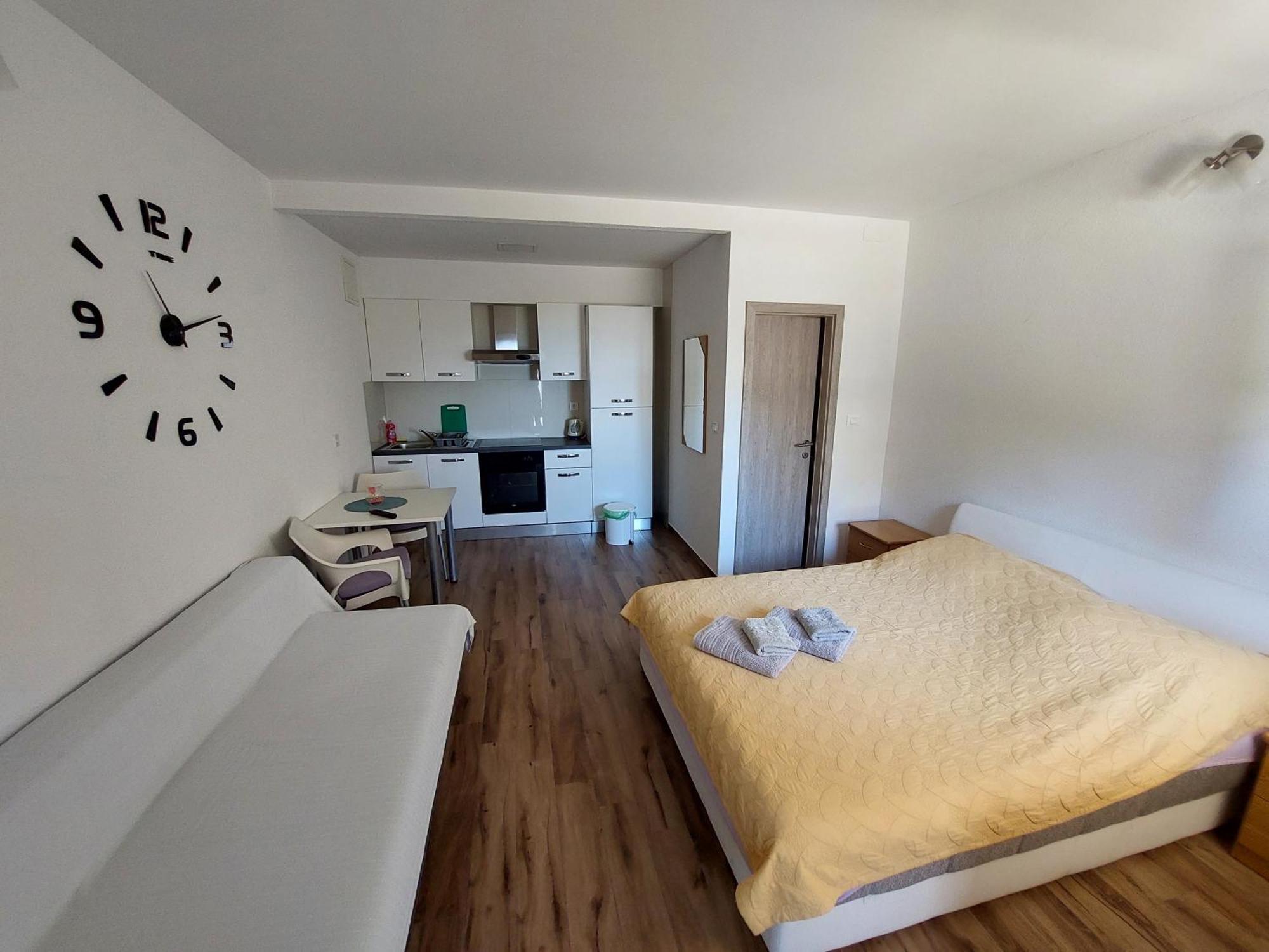 Apartments Matic Baska Voda Room photo